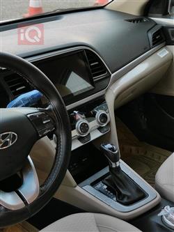هیوندای ئەلەنترا